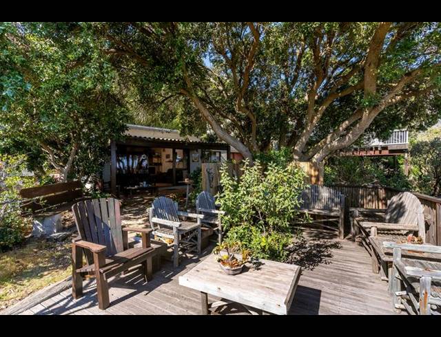 6 BEDROOM HOUSE FOR SALE IN LLANDUDNO